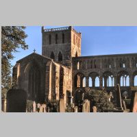 Jedburgh Abbey, photo by David Dixon, Wikipedia.jpg